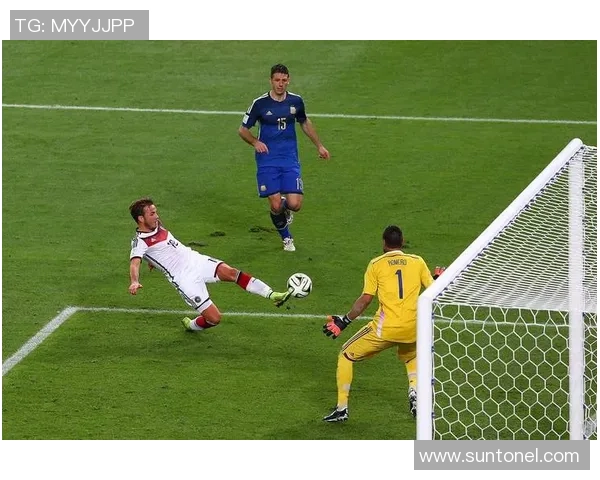 重温昔日绿茵场传奇老球星巅峰时刻与经典进球集锦